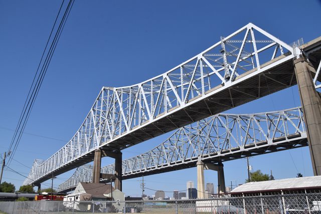 new orleans bridge